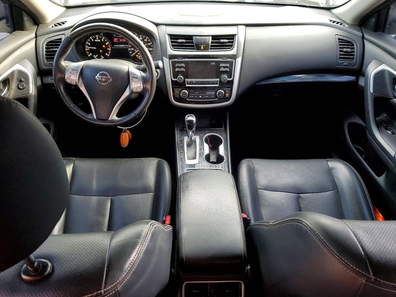 2018 NISSAN ALTIMA photo 8
