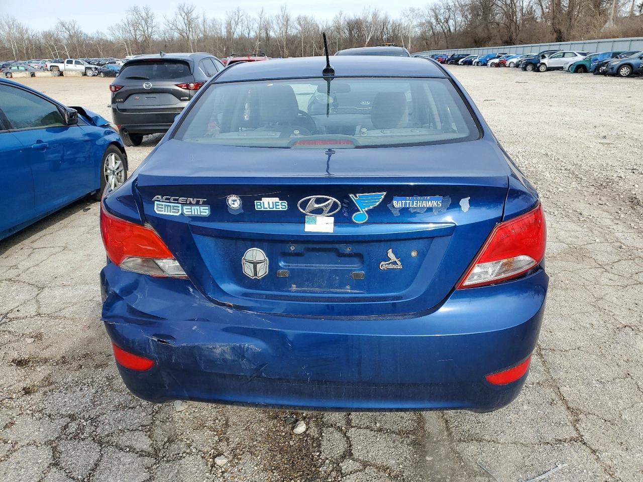 2016 HYUNDAI ACCENT SE photo 6