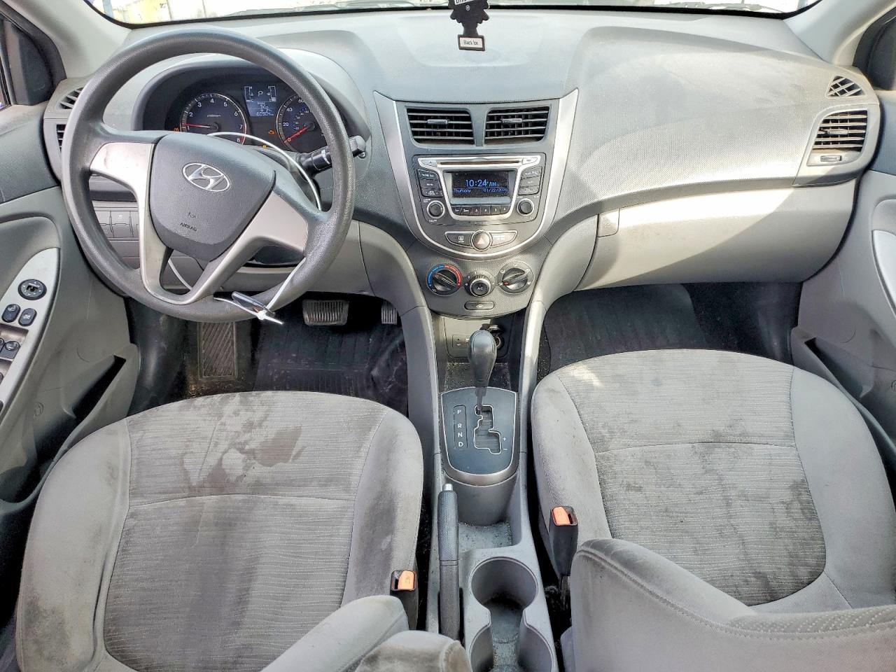 2016 HYUNDAI ACCENT SE photo 8