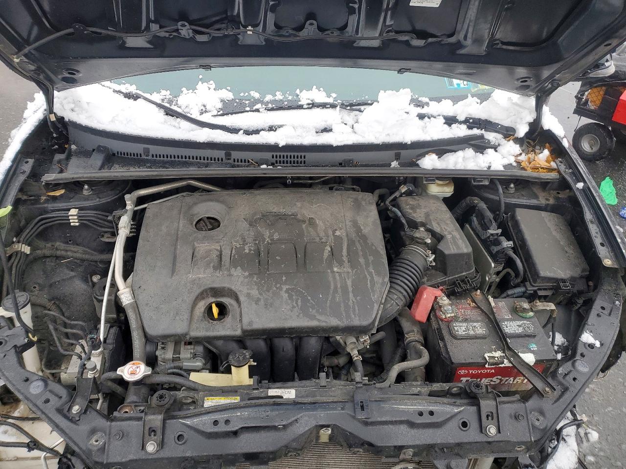 2017 TOYOTA COROLLA photo 11
