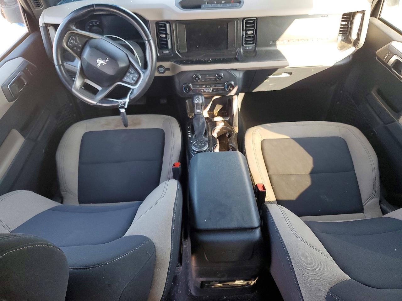 2022 FORD BRONCO BASE photo 8