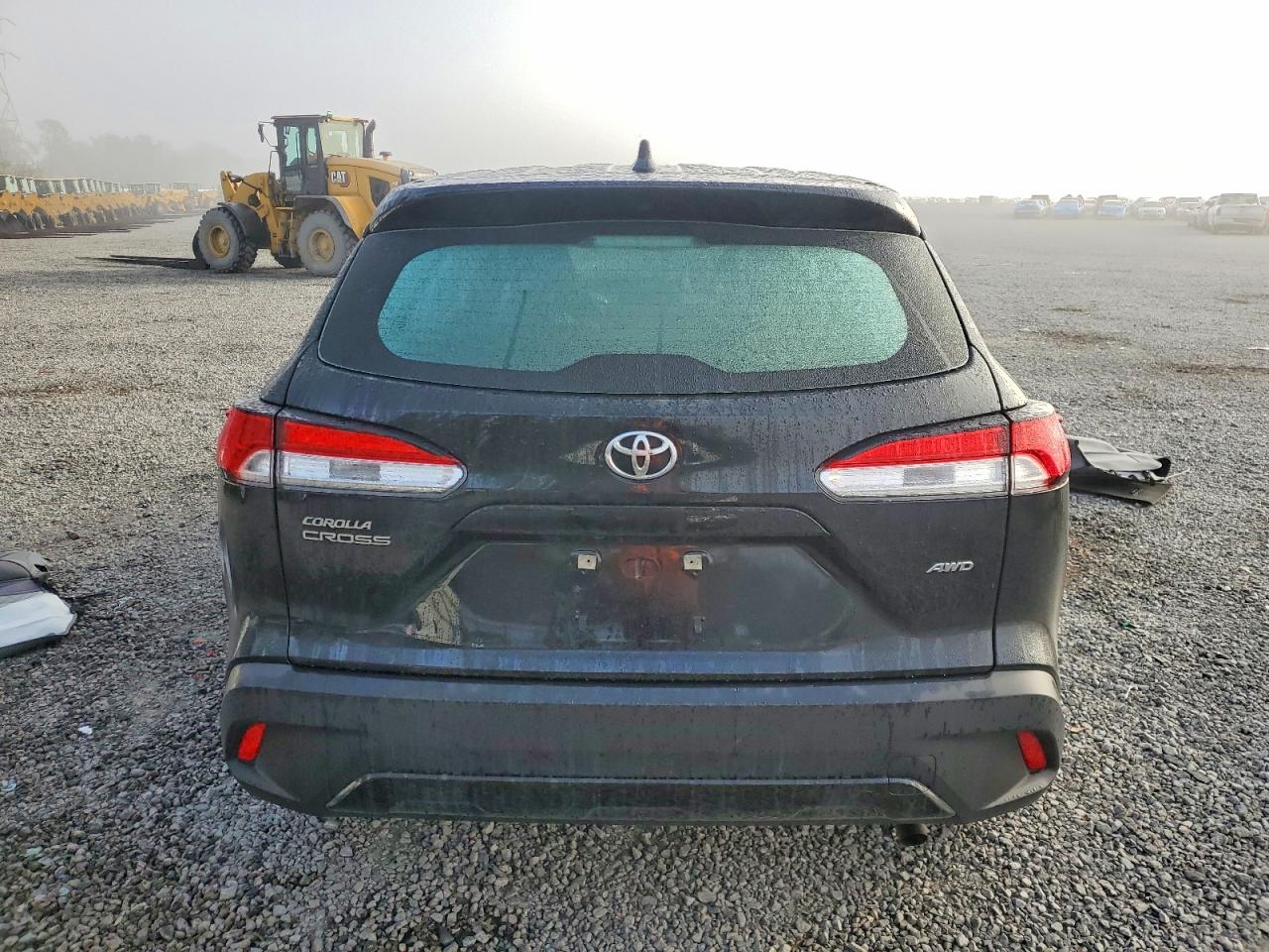 2023 TOYOTA COROLLA CROSS L photo 6