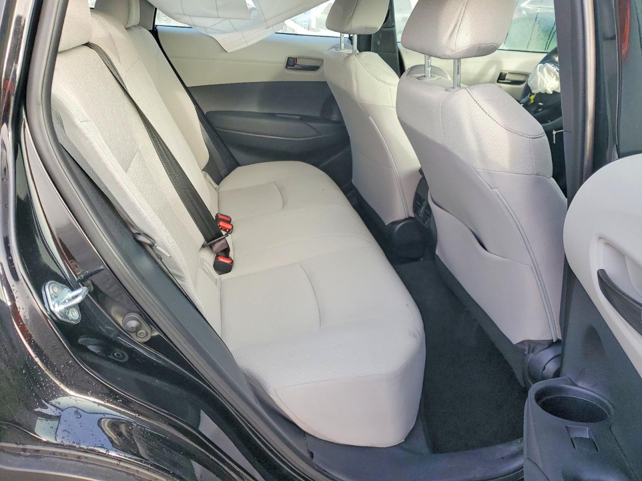 2023 TOYOTA COROLLA CROSS L photo 10