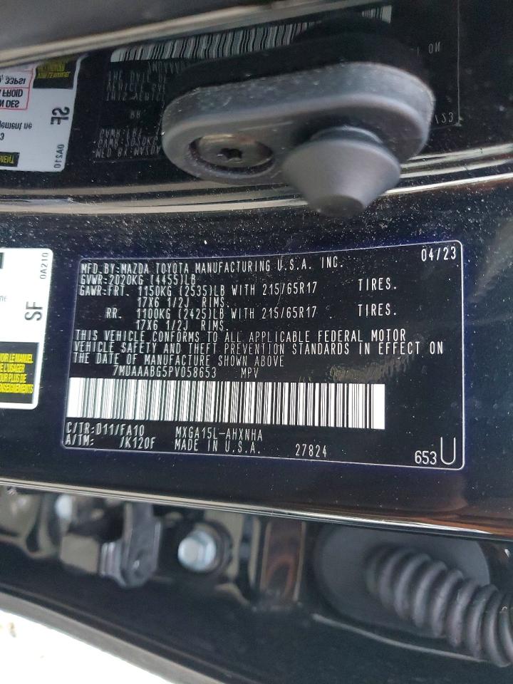 2023 TOYOTA COROLLA CROSS L photo 12
