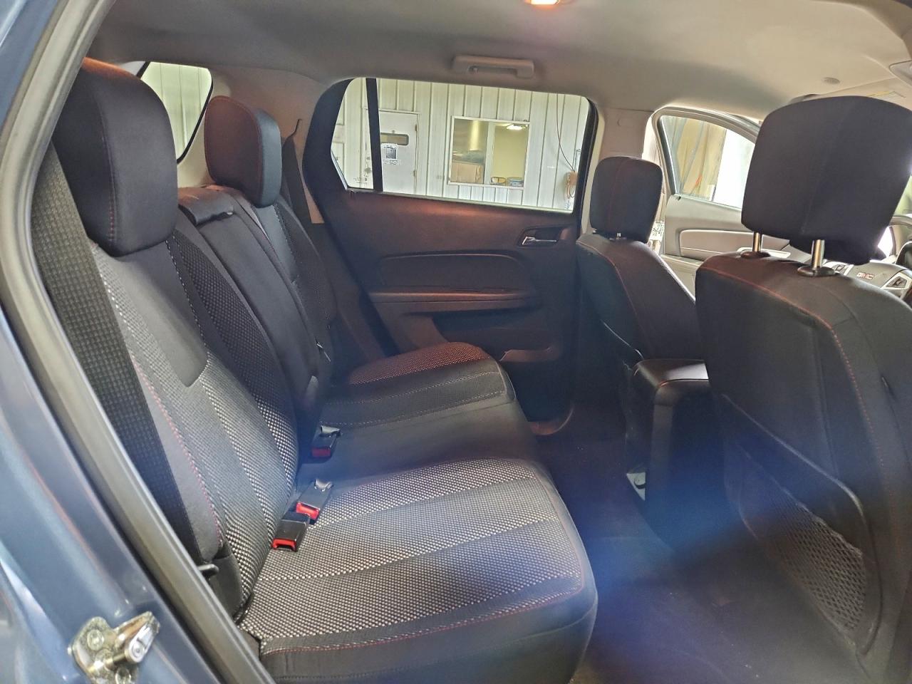 2011 GMC TERRAIN SLE photo 11