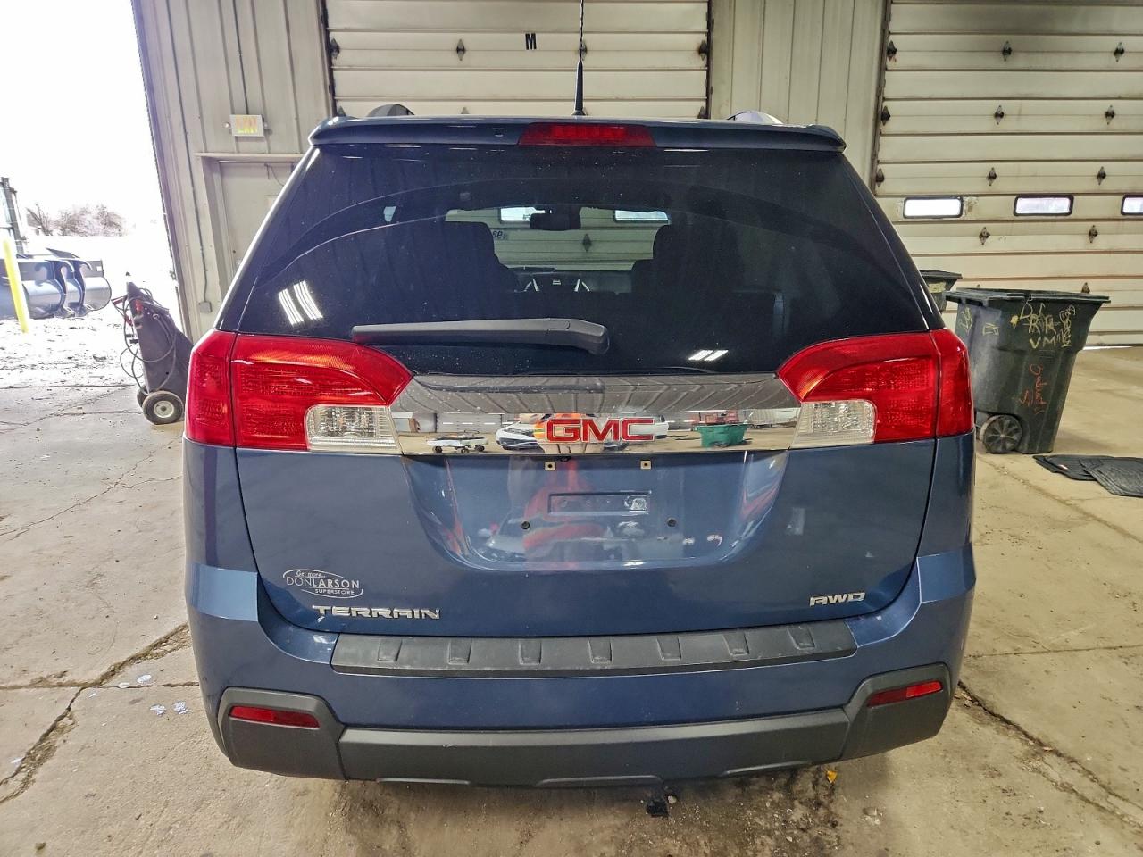 2011 GMC TERRAIN SLE photo 6