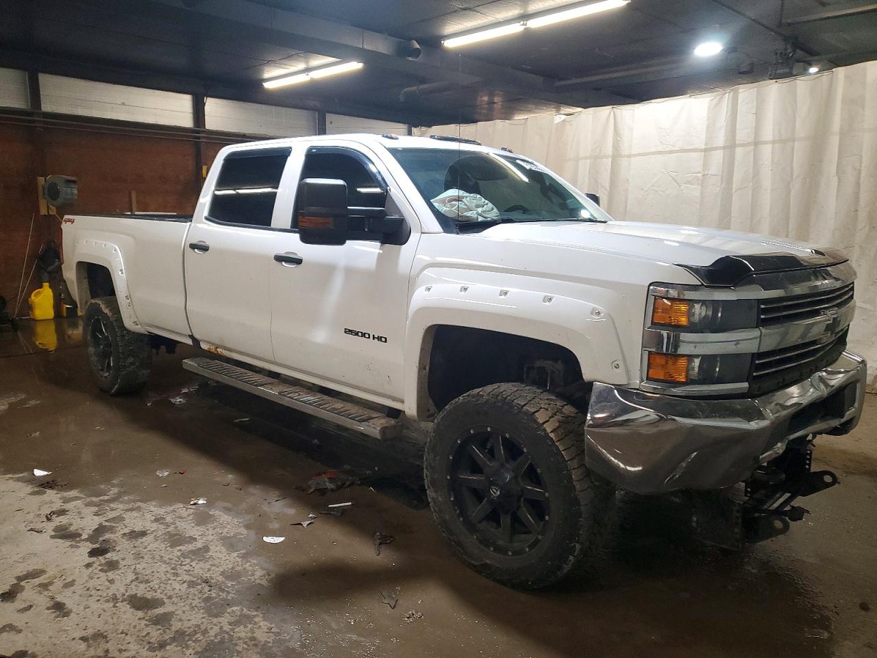 2016 CHEVROLET SILVERADO K2500 HEAVY DUTY photo 4