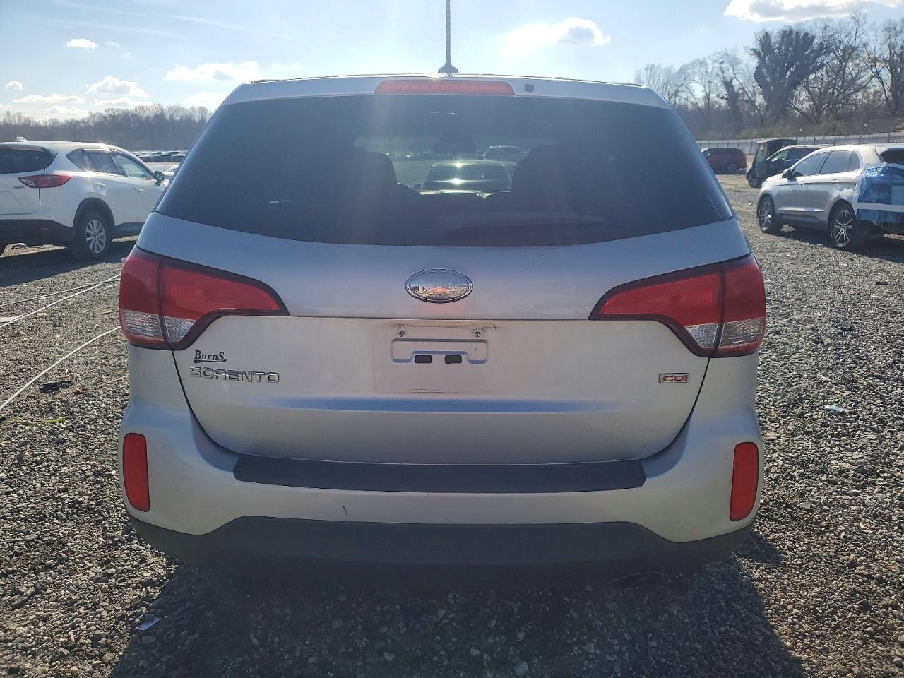 2014 KIA SORENTO LX photo 6