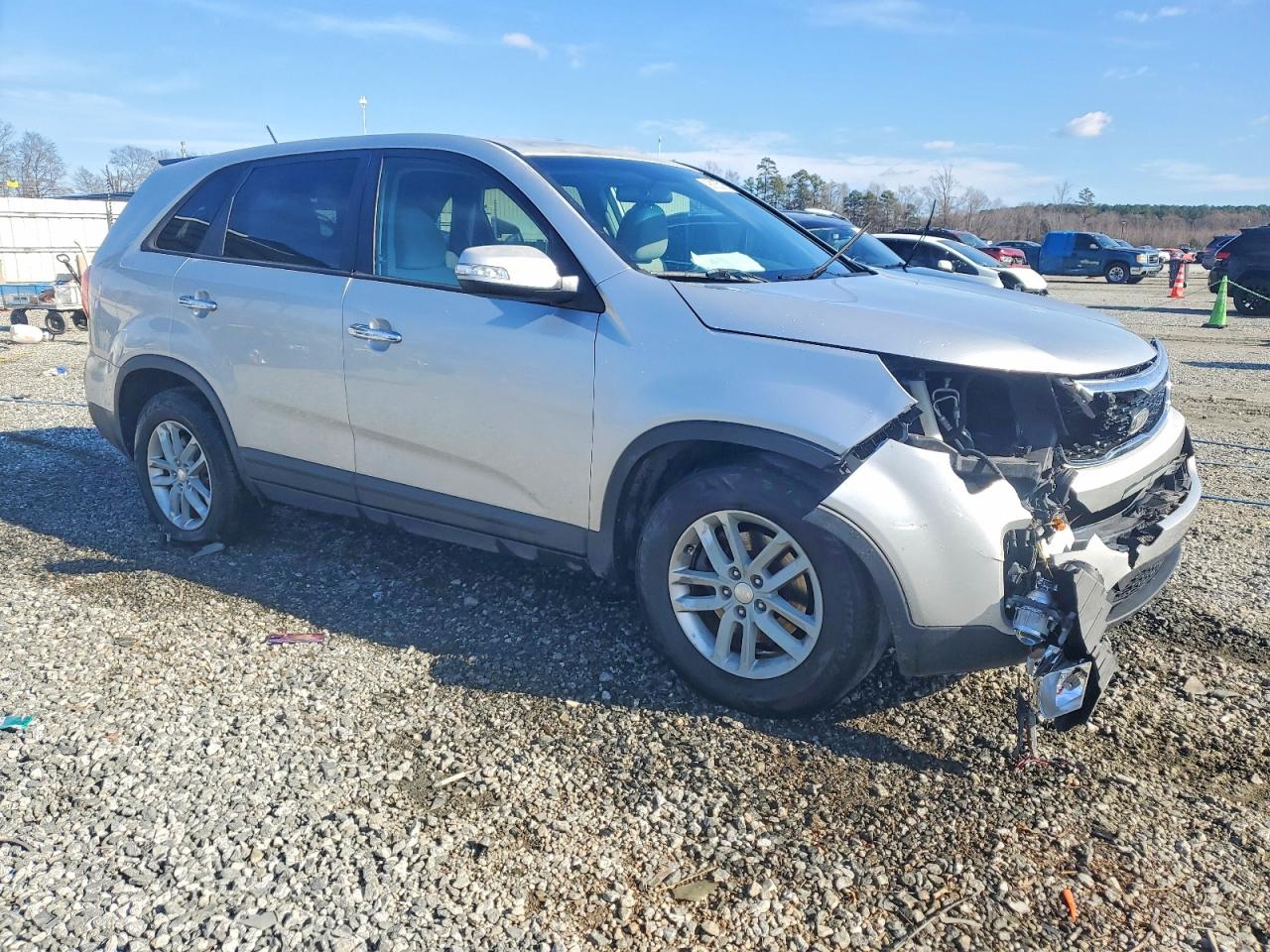 2014 KIA SORENTO LX photo 4