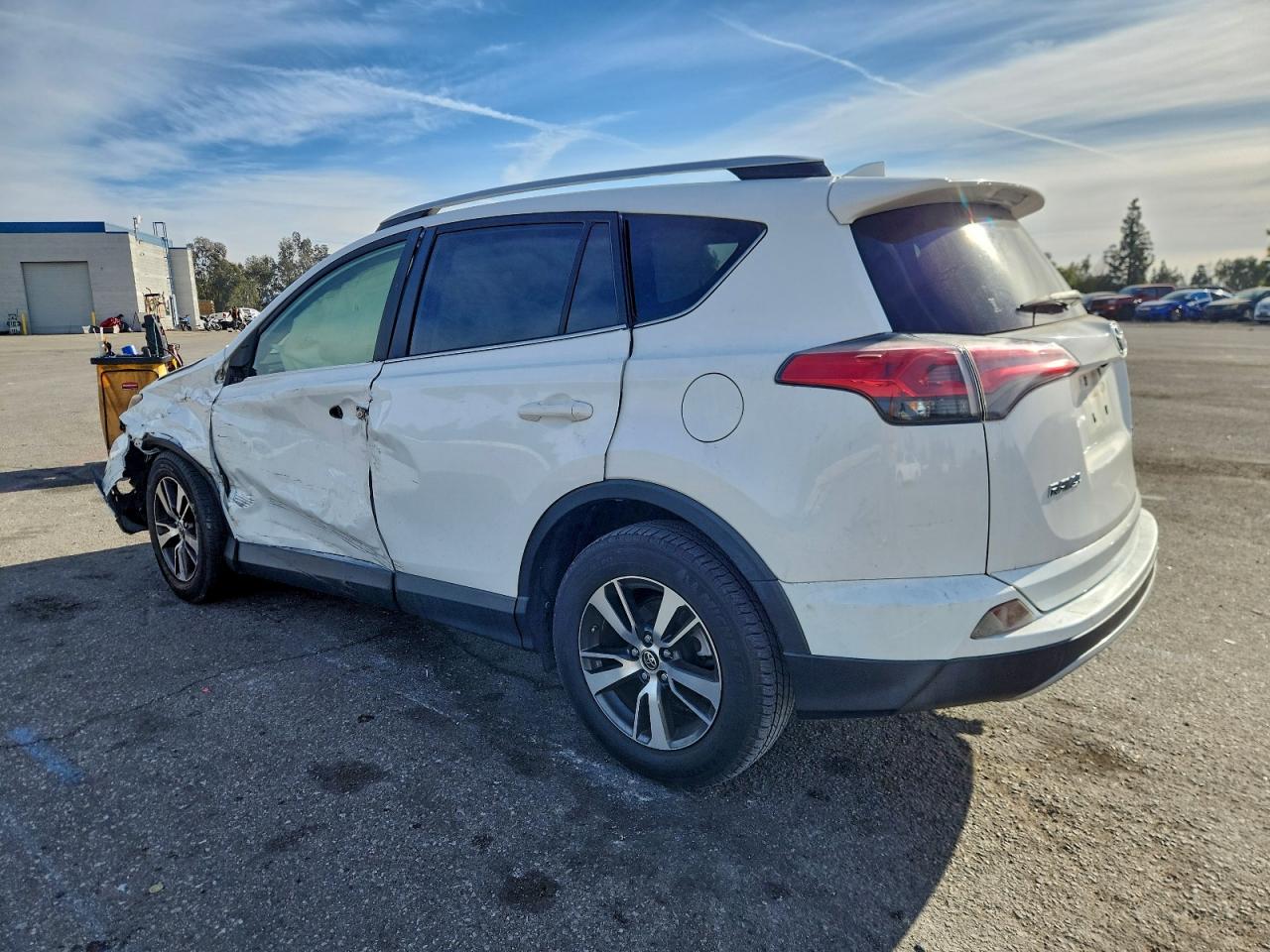 2018 TOYOTA RAV4 ADVENTURE photo 2