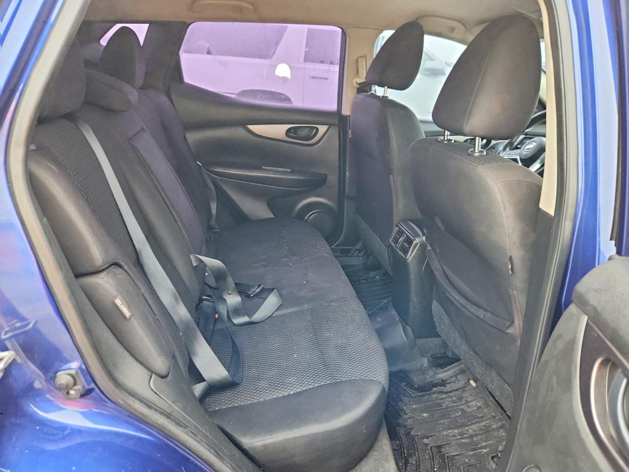 2020 NISSAN ROGUE SPORT S photo 11