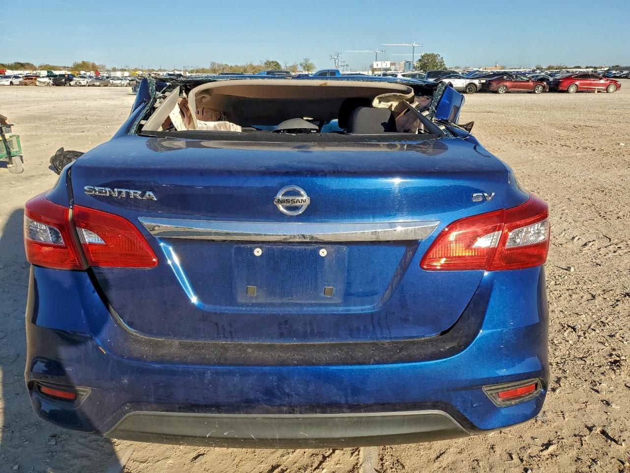 2019 NISSAN SENTRA S photo 6