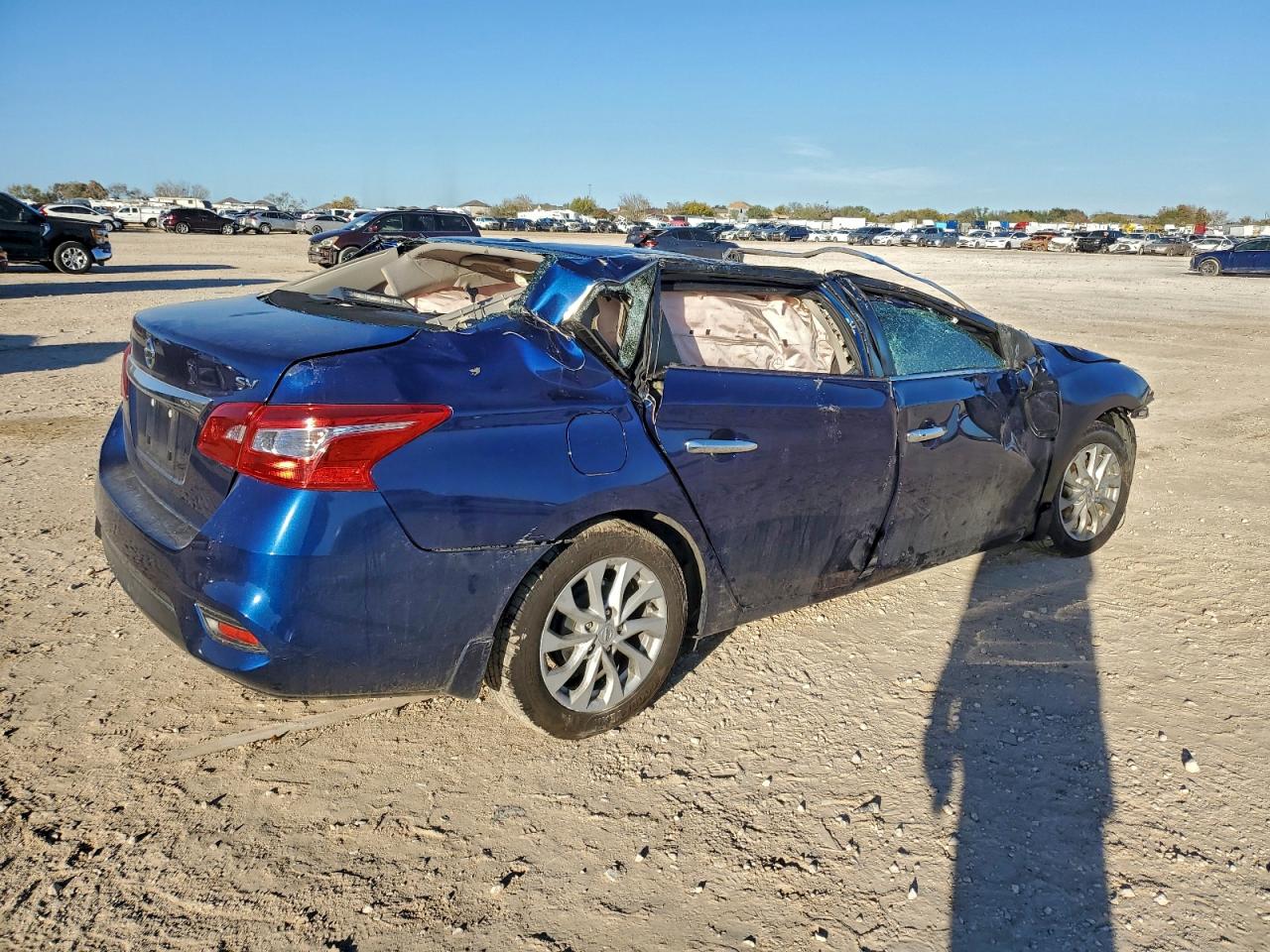 2019 NISSAN SENTRA S photo 3