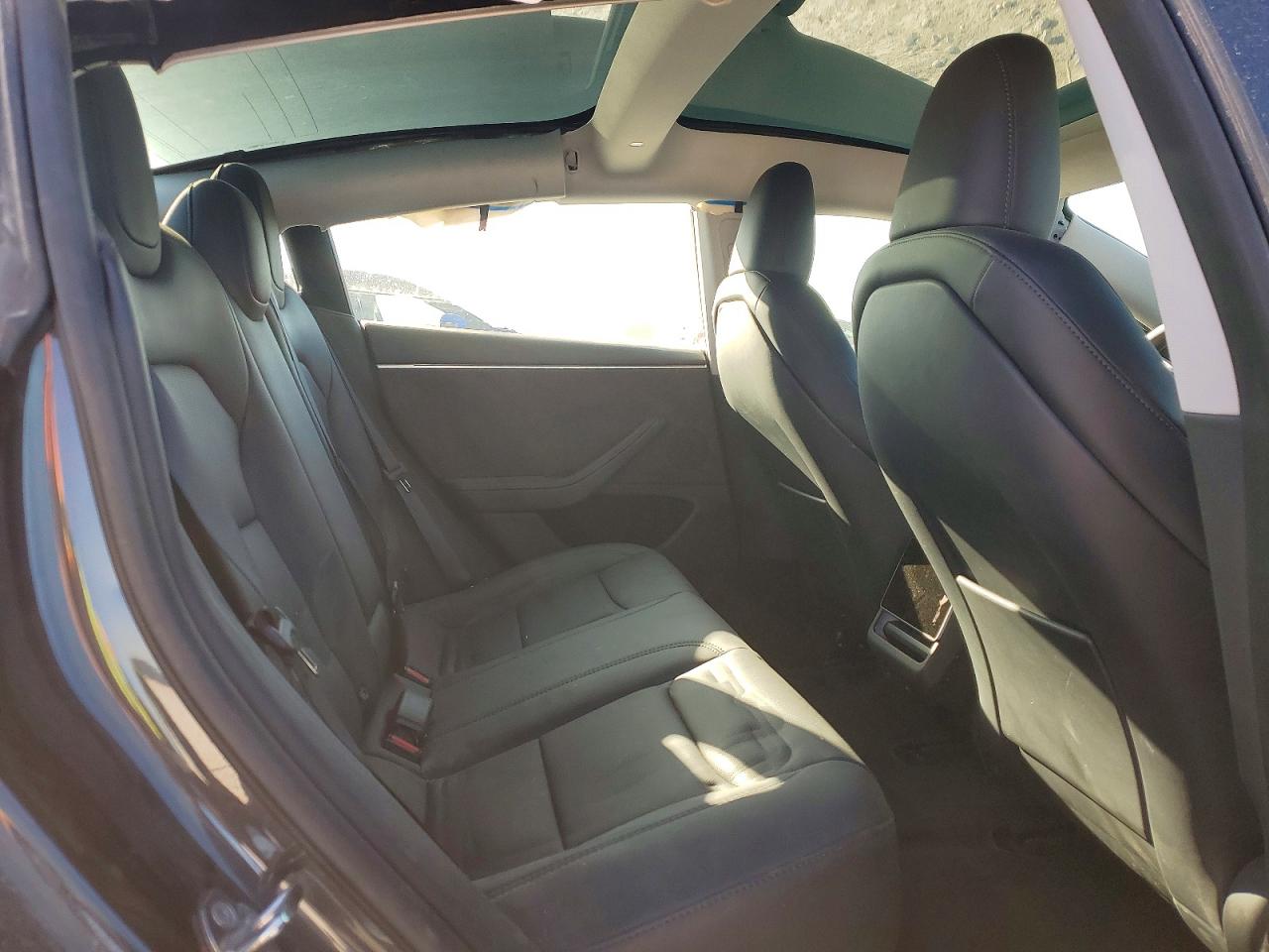 2024 TESLA MODEL 3 photo 10