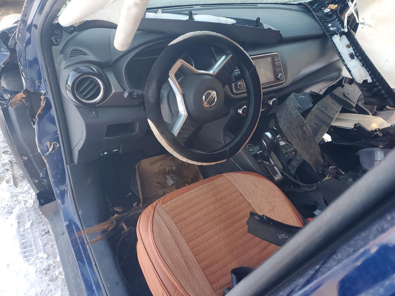 2019 NISSAN KICKS S photo 8