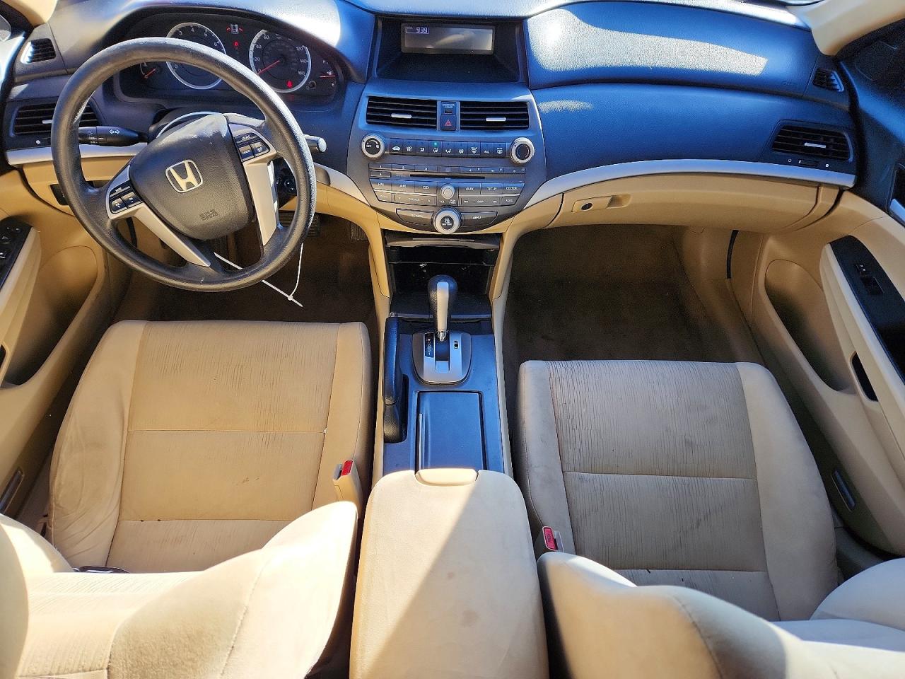 2012 HONDA ACCORD LX photo 22