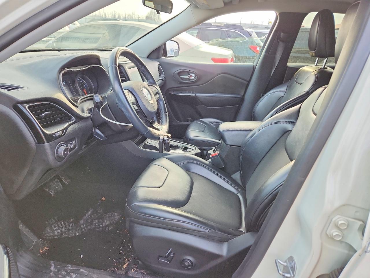 2019 JEEP CHEROKEE LATITUDE PLUS photo 7