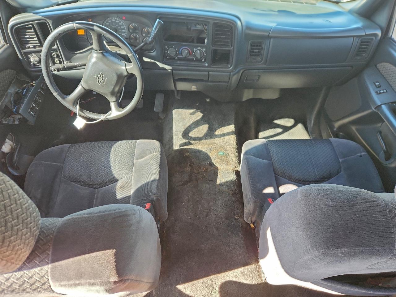 2002 CHEVROLET AVALANCHE C1500 photo 8