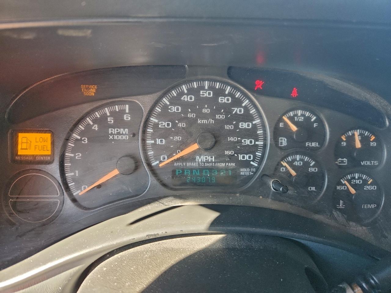2002 CHEVROLET AVALANCHE C1500 photo 9