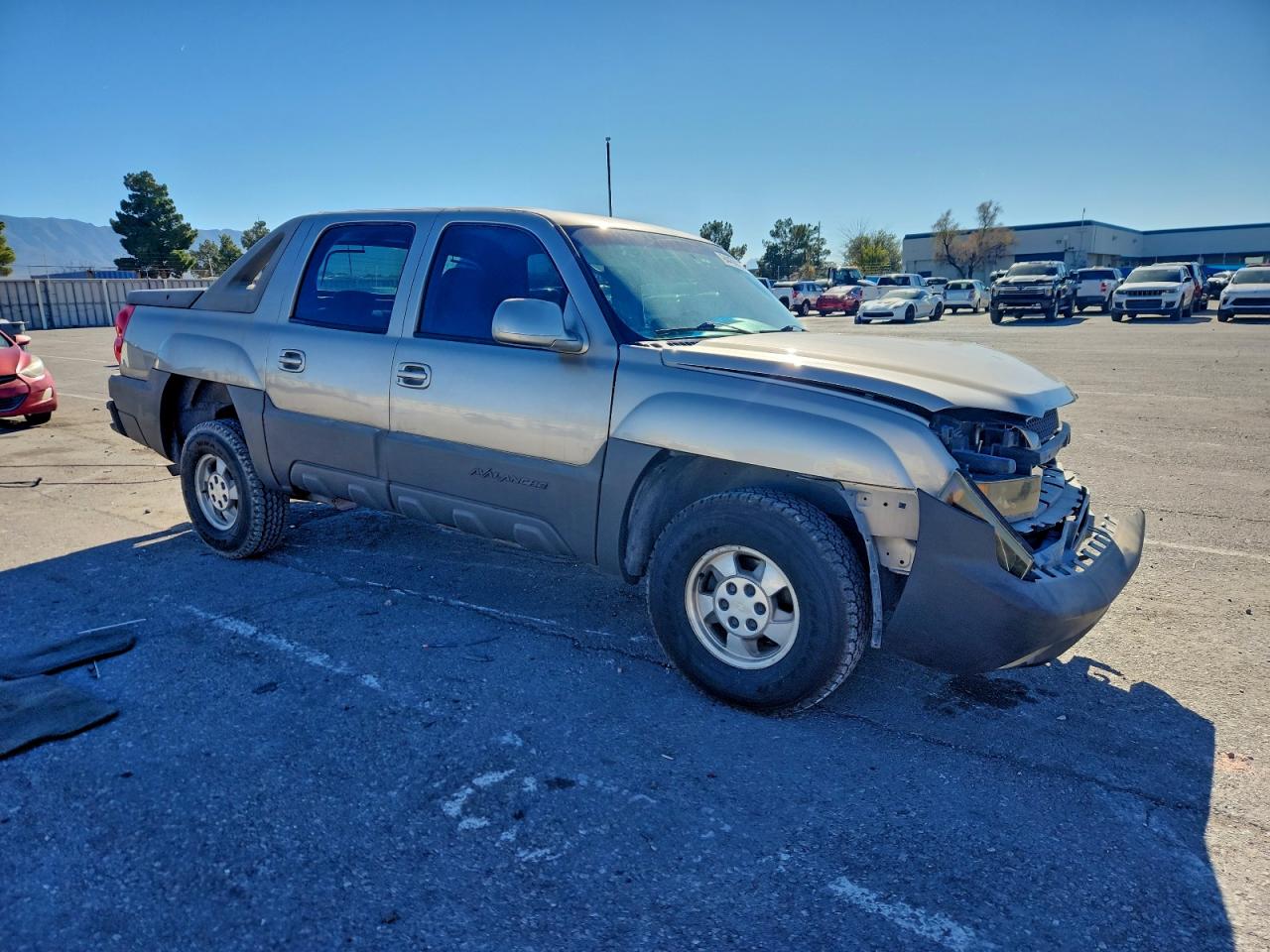 2002 CHEVROLET AVALANCHE C1500 photo 4