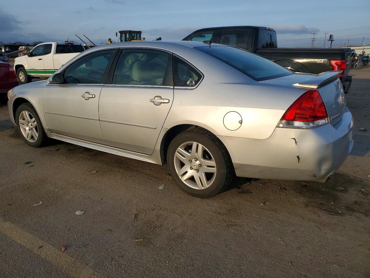 2012 CHEVROLET IMPALA LT photo 4
