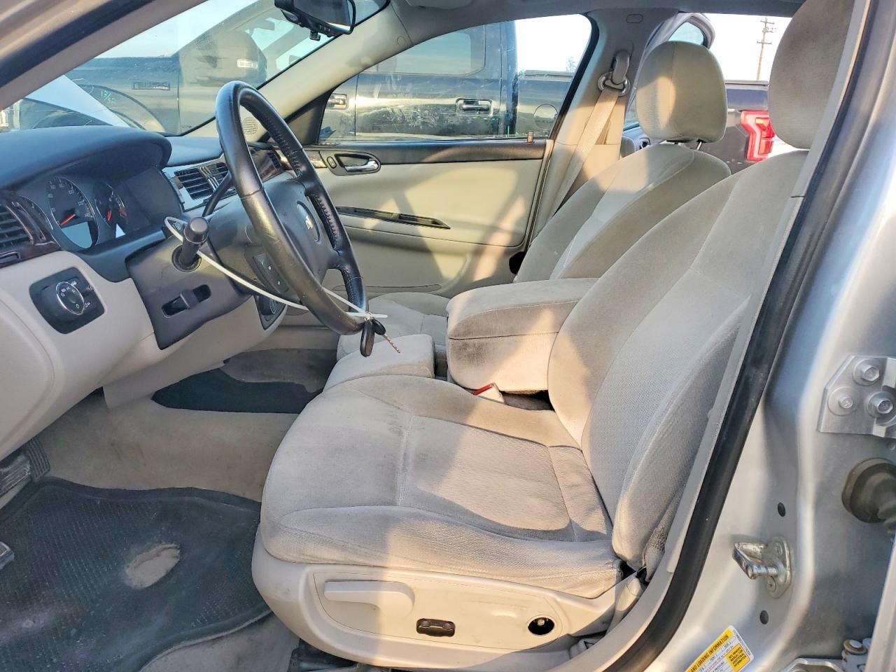 2012 CHEVROLET IMPALA LT photo 19