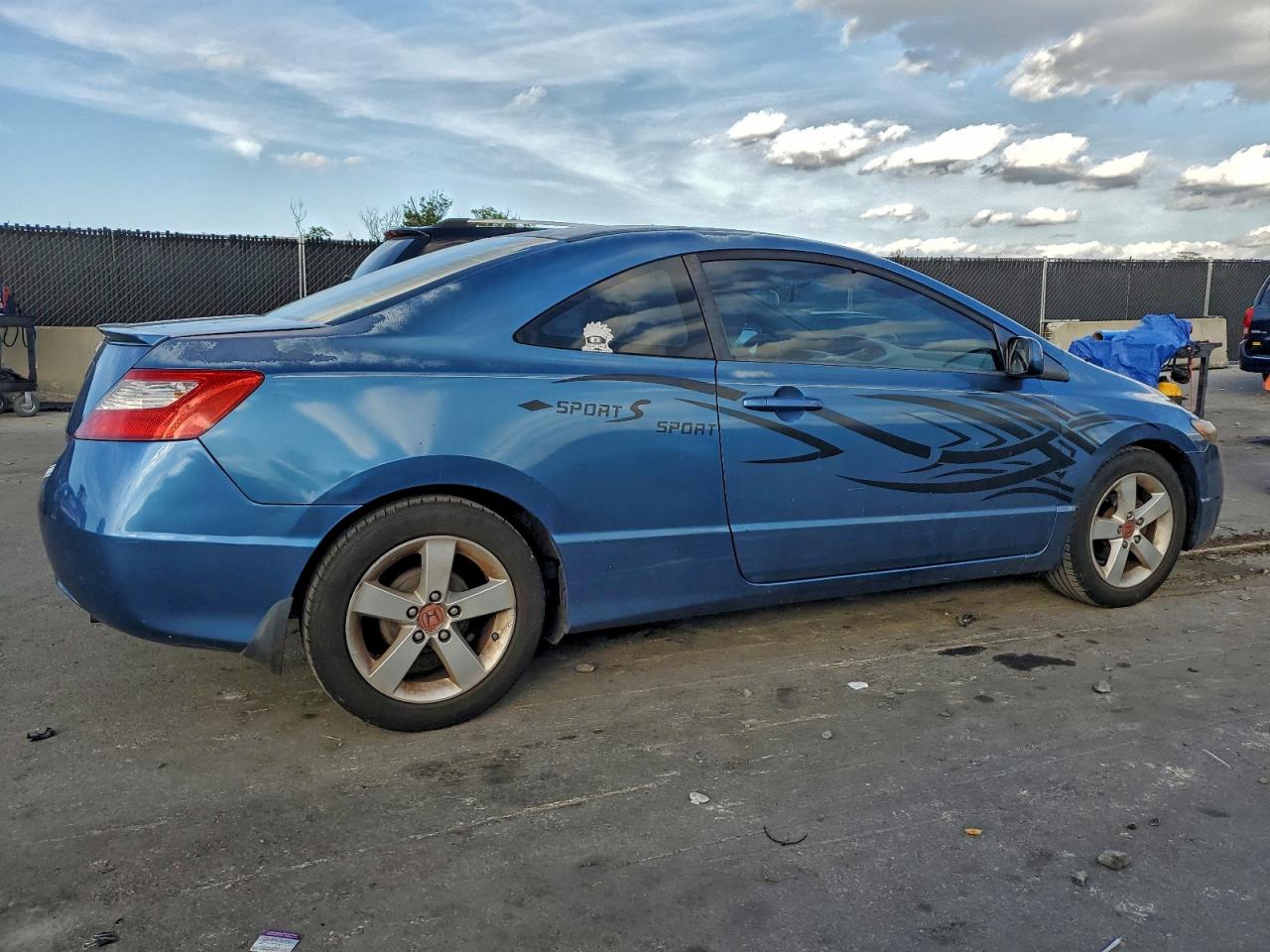 2011 HONDA CIVIC LX photo 3