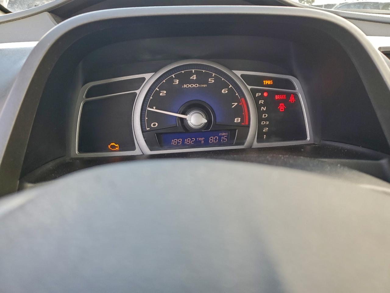 2011 HONDA CIVIC LX photo 9