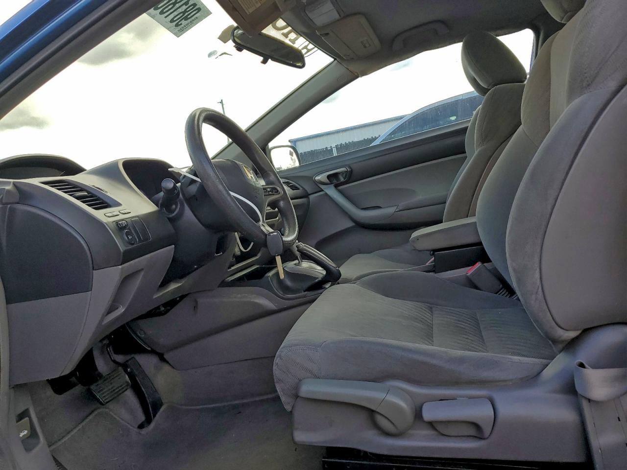 2011 HONDA CIVIC LX photo 7