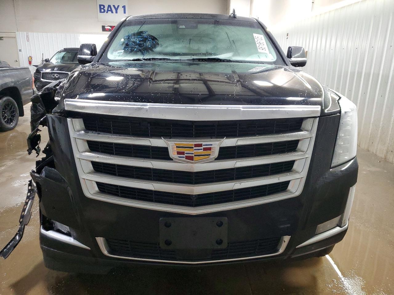 2015 CADILLAC ESCALADE ESV PREMIUM photo 5