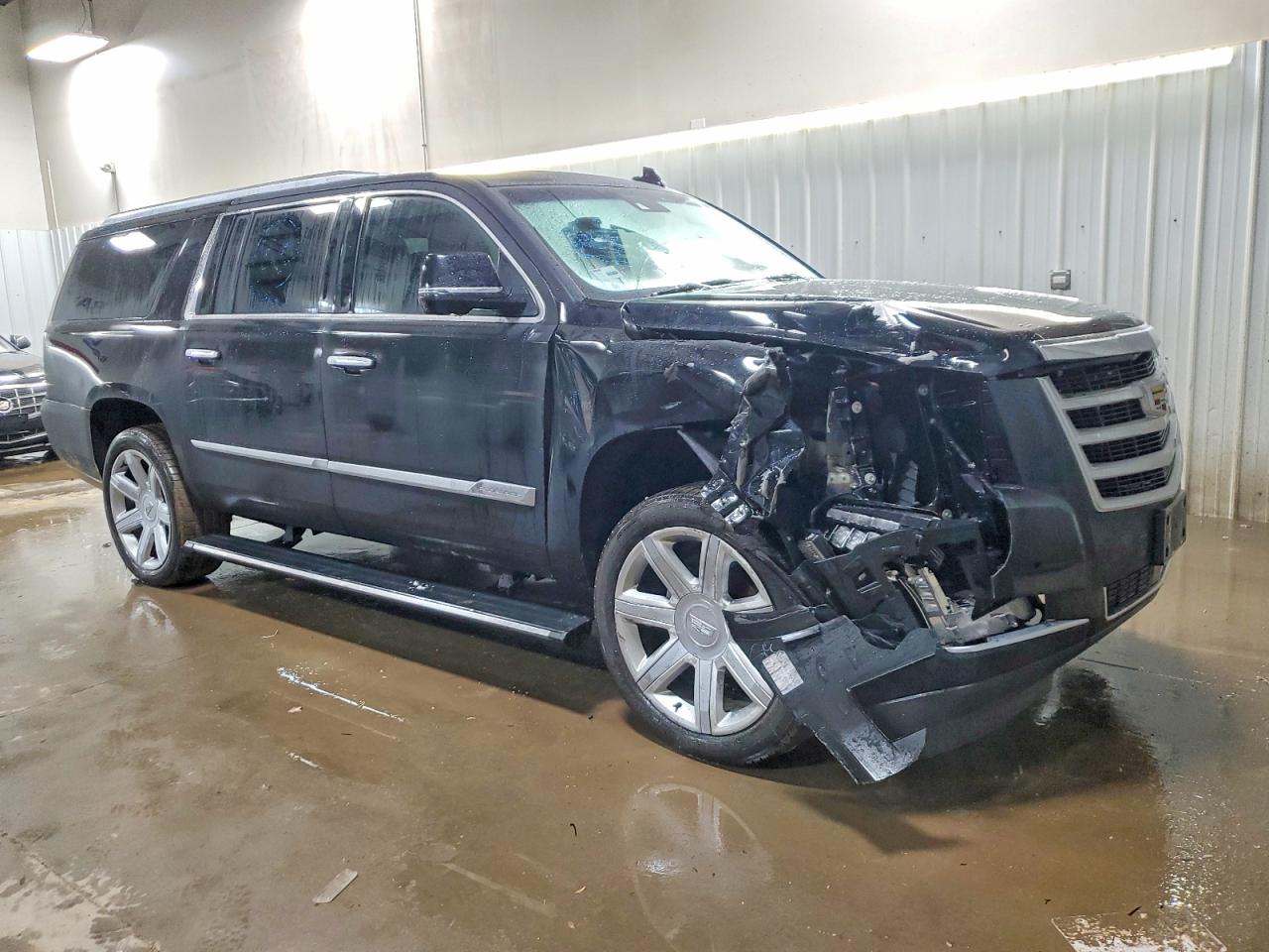 2015 CADILLAC ESCALADE ESV PREMIUM photo 4