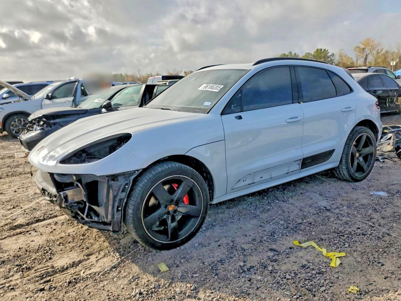 2016 PORSCHE MACAN