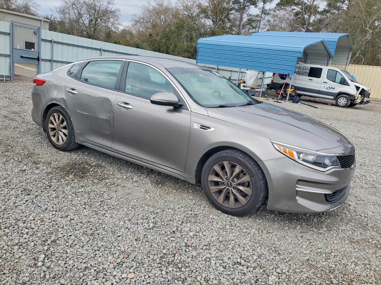 2018 KIA OPTIMA LX photo 4