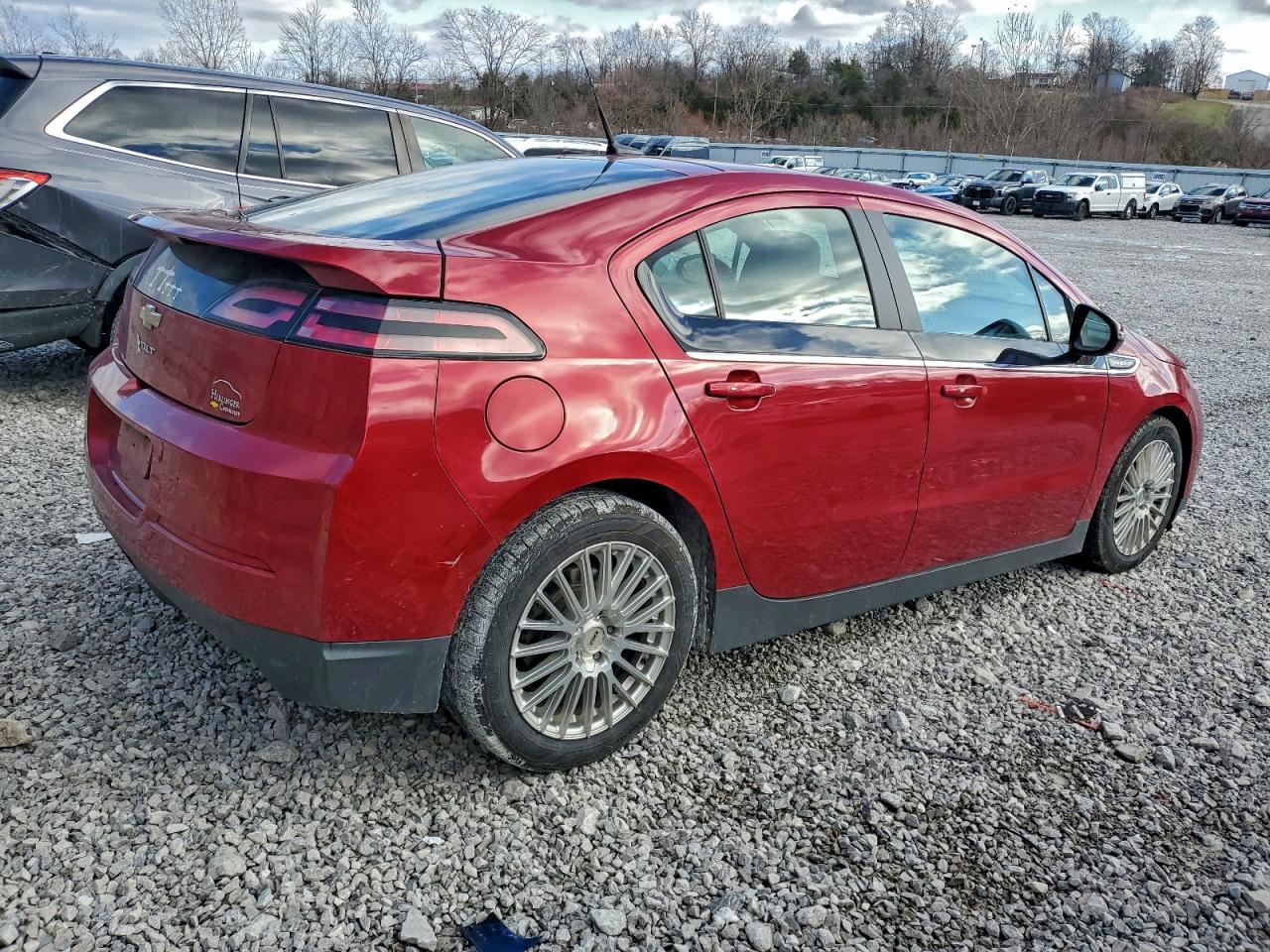 2013 CHEVROLET VOLT photo 3