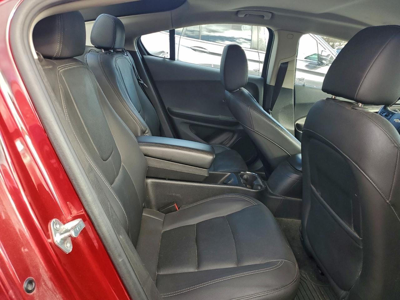2013 CHEVROLET VOLT photo 10