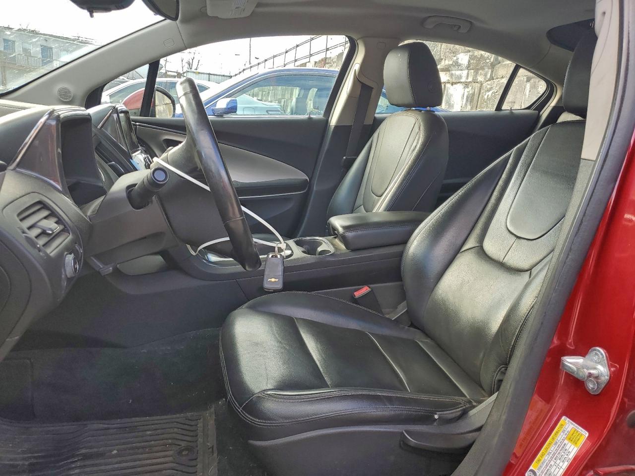 2013 CHEVROLET VOLT photo 7