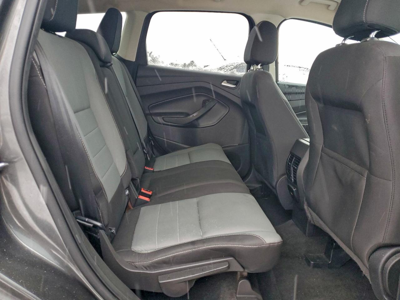2016 FORD ESCAPE SE photo 11