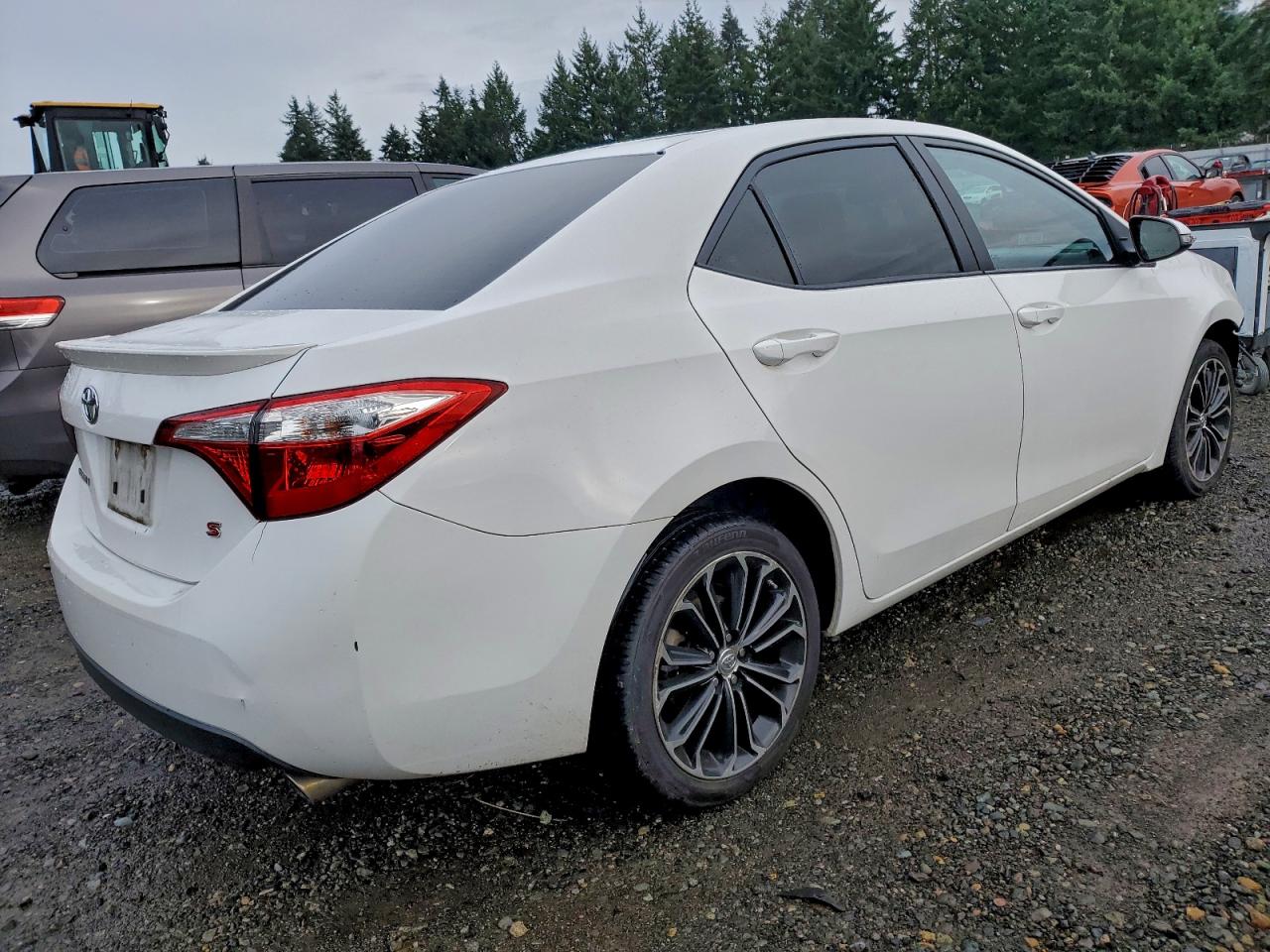 2015 TOYOTA COROLLA L photo 3