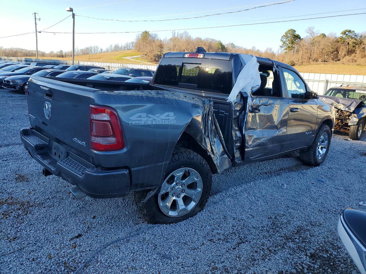 2019 RAM 1500 BIG HORN/LONE STAR photo 3