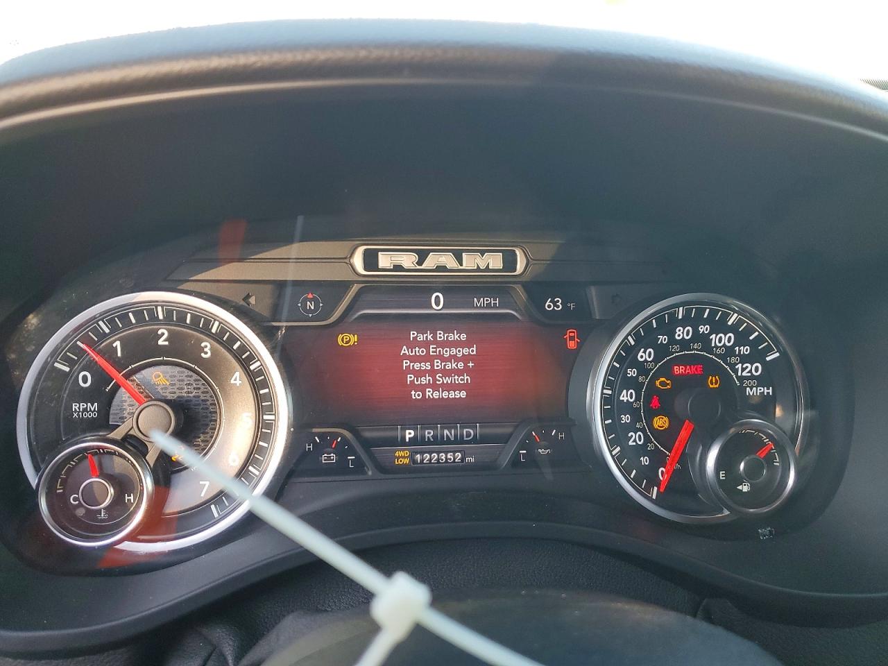 2019 RAM 1500 BIG HORN/LONE STAR photo 9