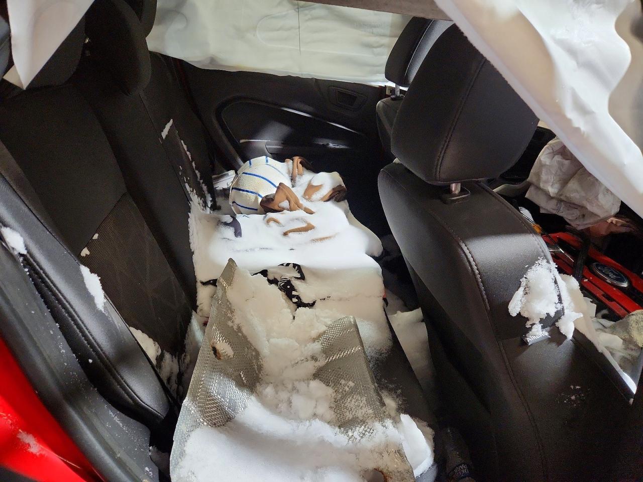 2012 FORD FIESTA SE photo 10