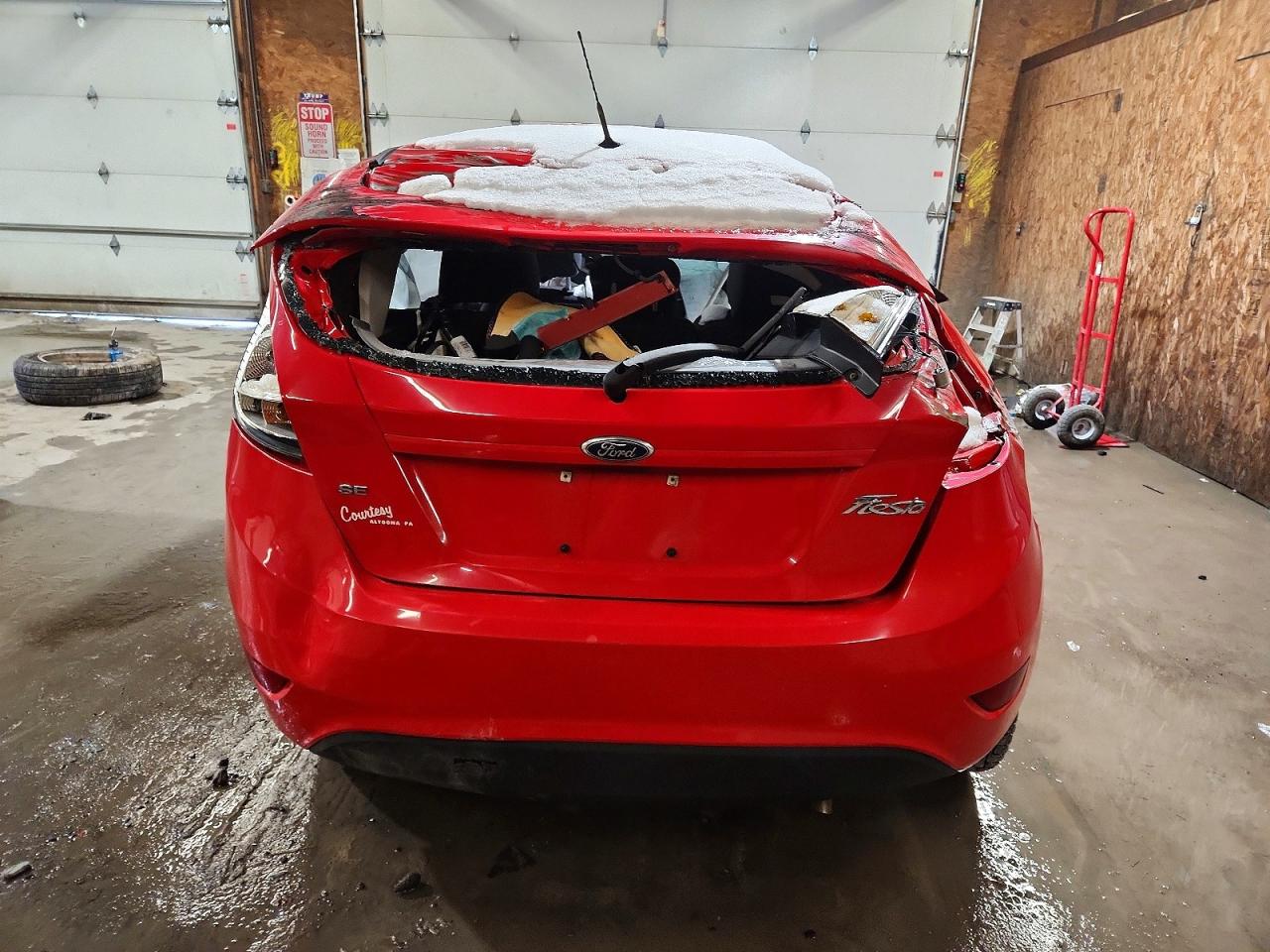 2012 FORD FIESTA SE photo 6
