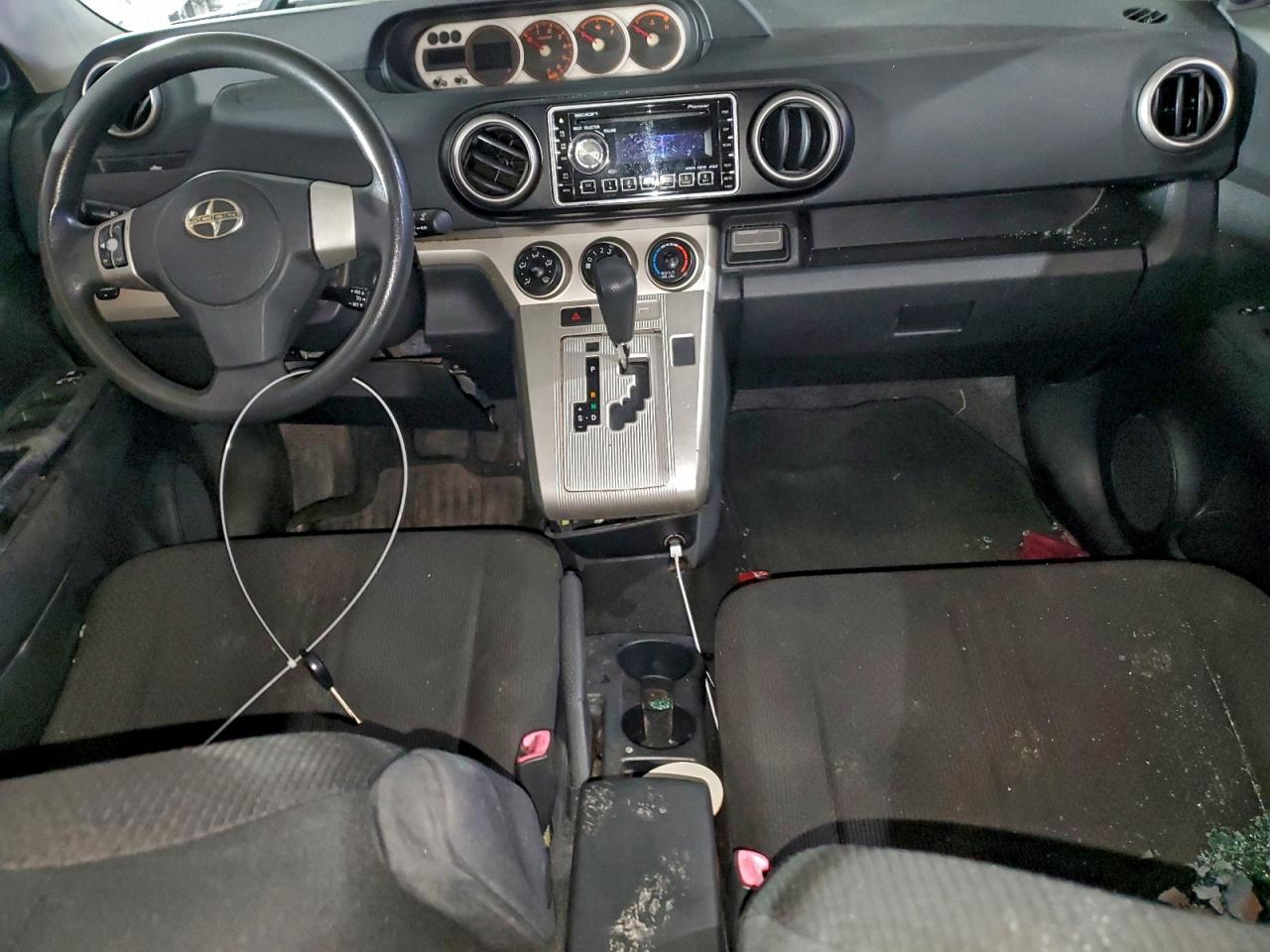 2008 TOYOTA SCION XB photo 8