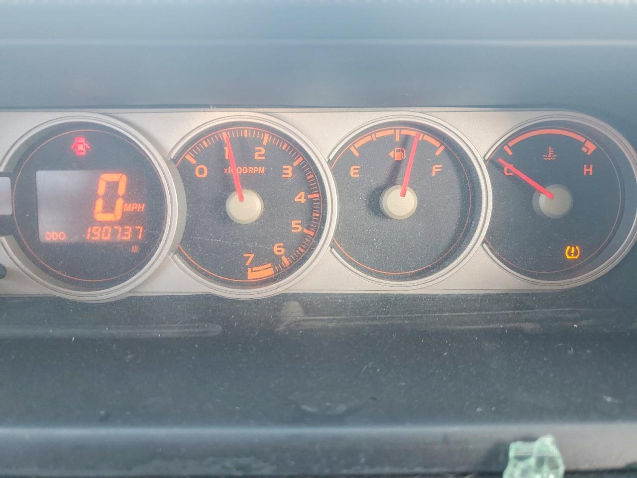 2008 TOYOTA SCION XB photo 9