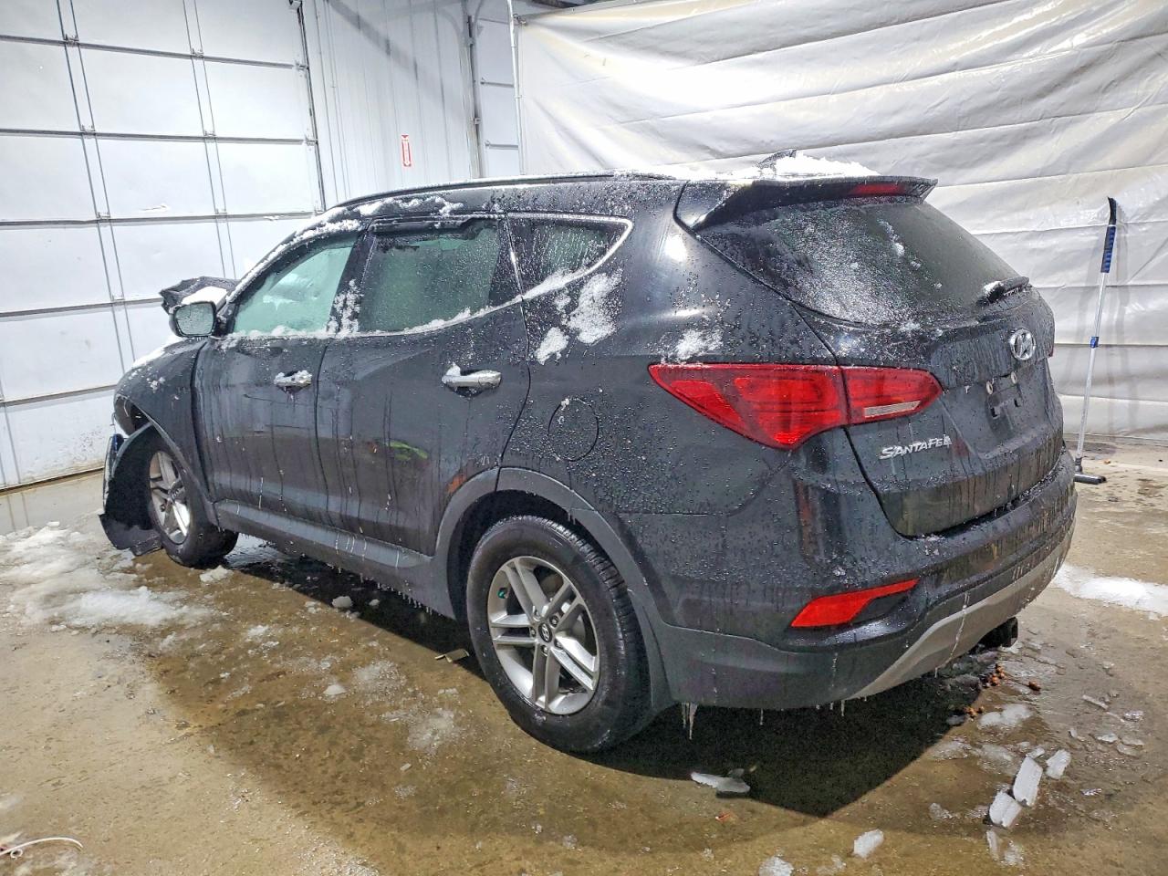 2018 HYUNDAI SANTA FE SPORT photo 2