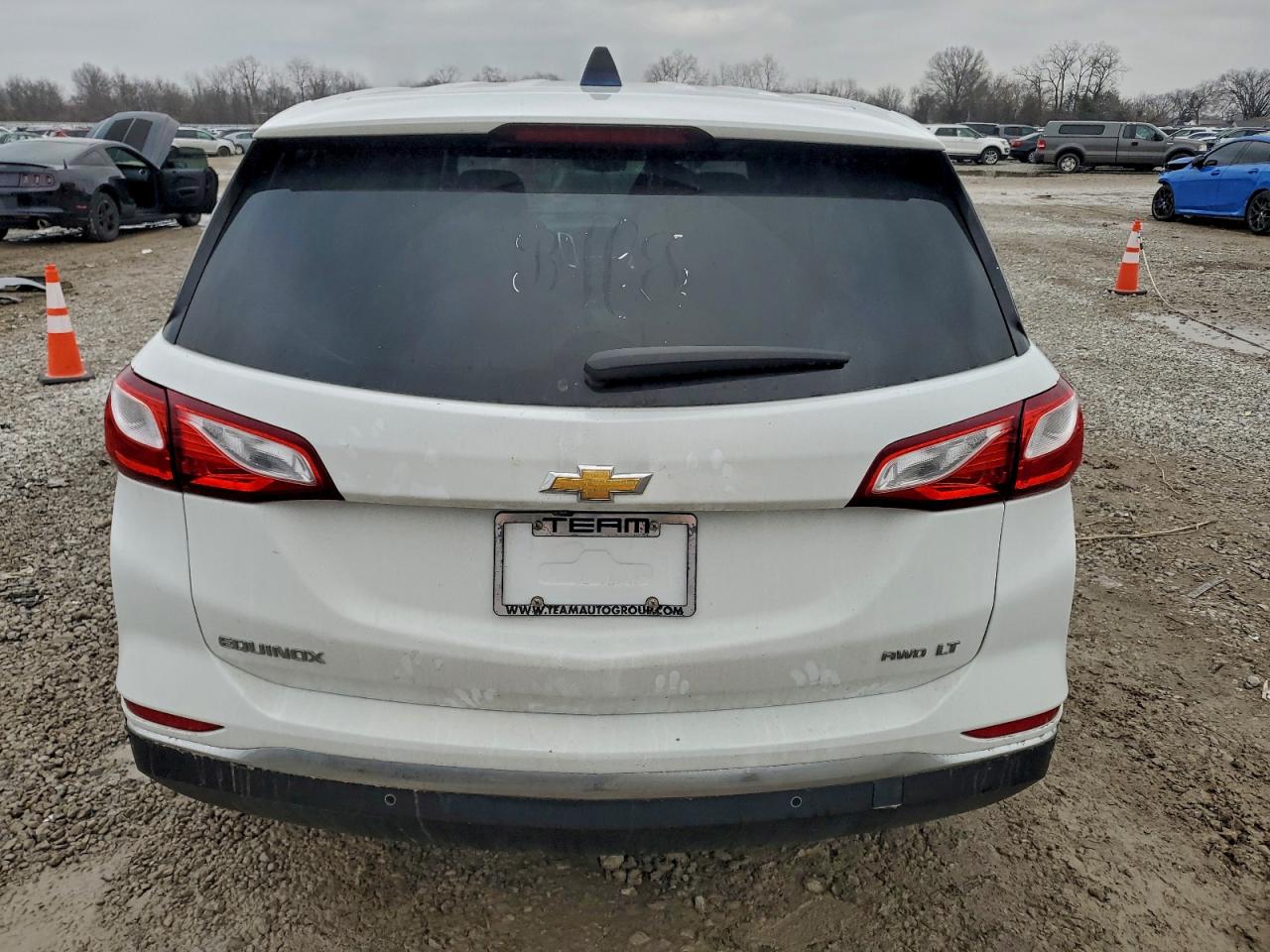 2020 CHEVROLET EQUINOX LT photo 6