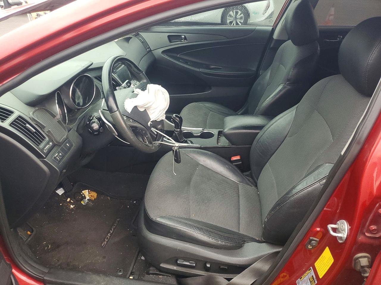 2011 HYUNDAI SONATA SE photo 7