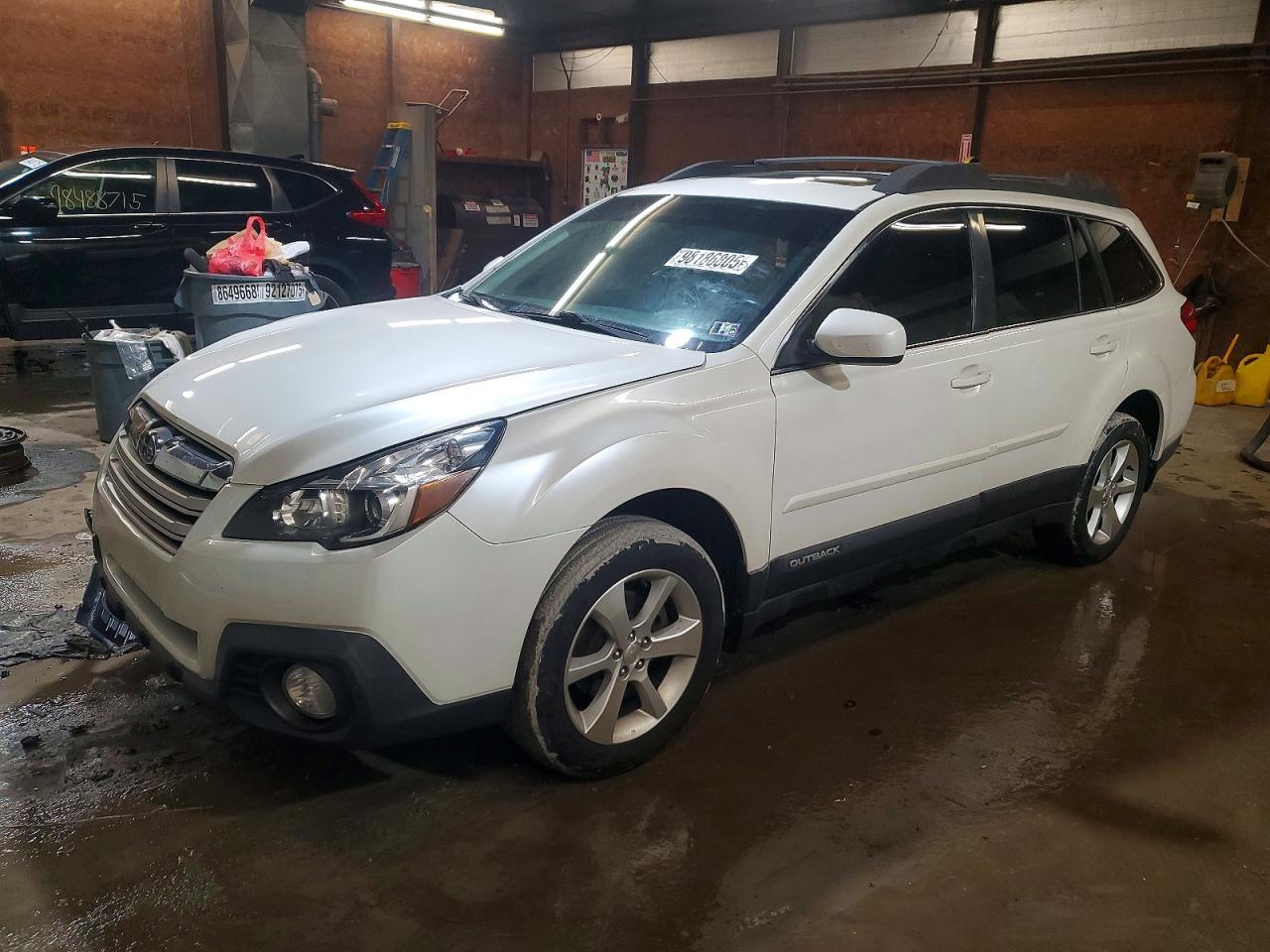 2014 SUBARU OUTBACK