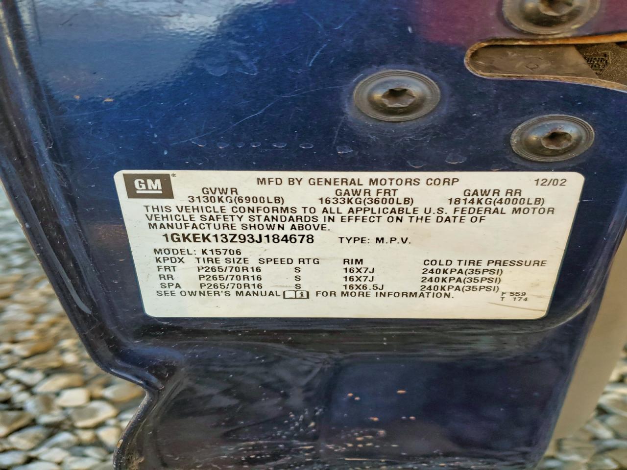 2003 GMC YUKON photo 13