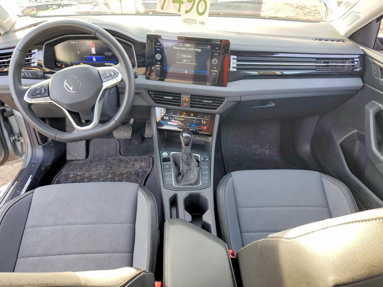 2025 VOLKSWAGEN JETTA SE photo 8
